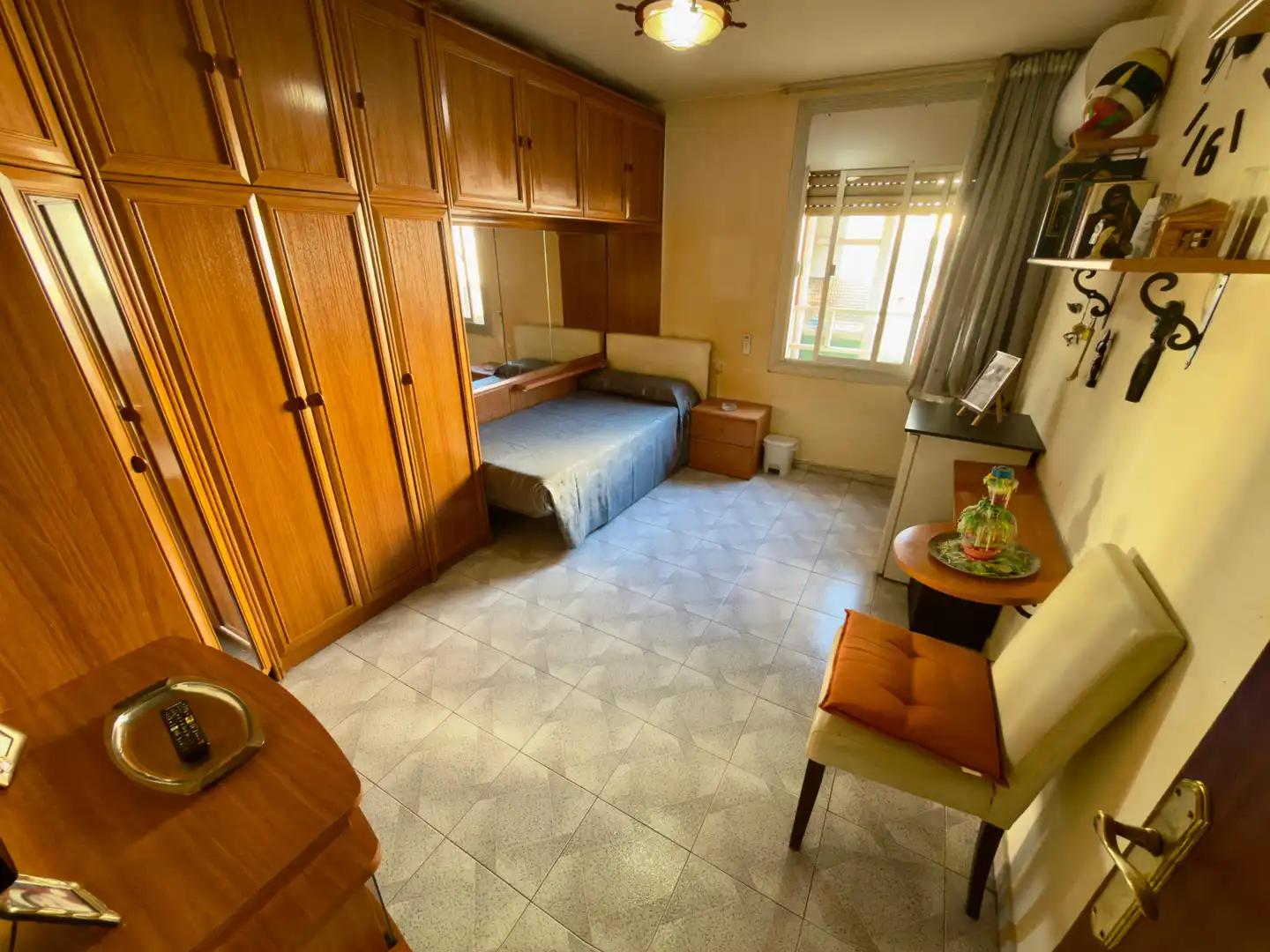 Schlafzimmer von Wohnung zum Verkauf in Cornellà de Llobregat mit Balkon