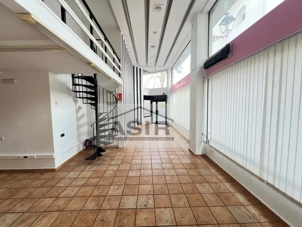 Local en venta en Algemesí con Aire acondicionado