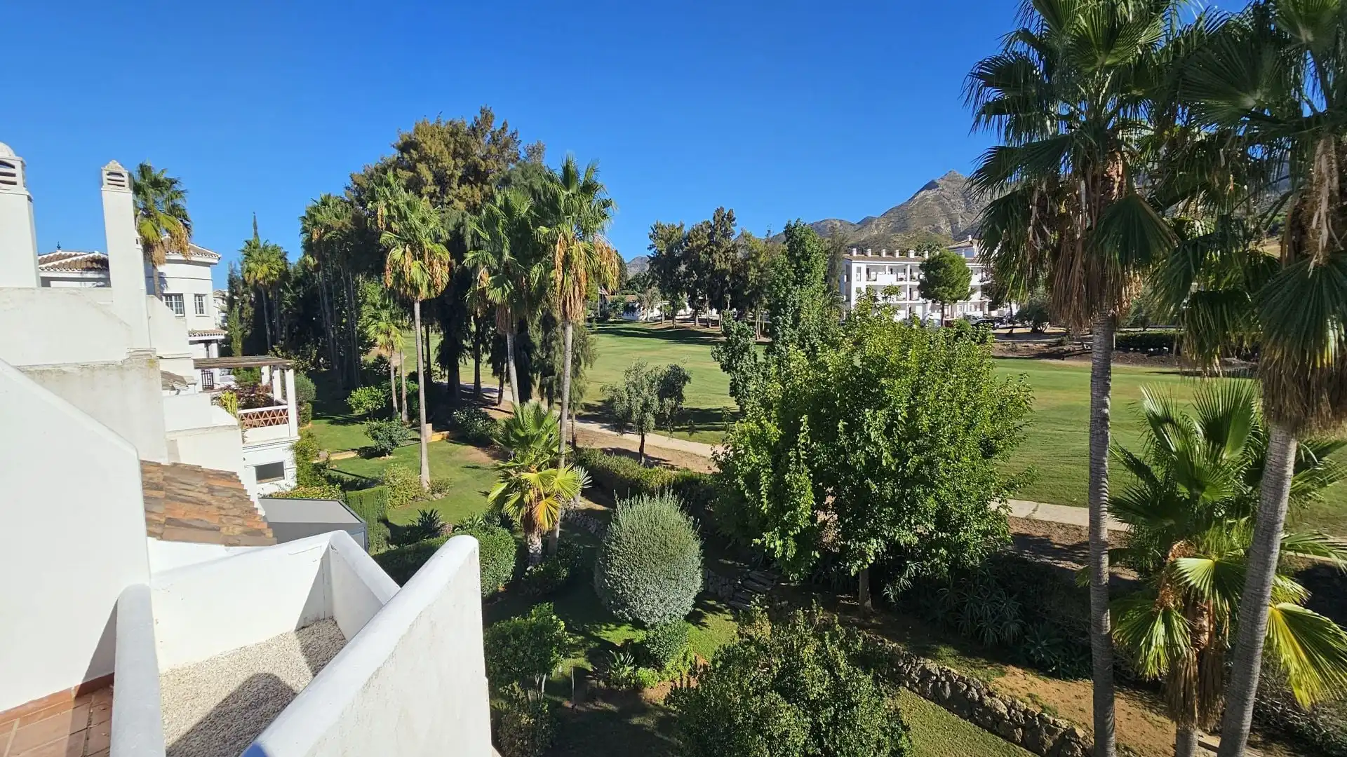 Casa a schiera con piscina in vendita a Buenavista - Lauro Golf
