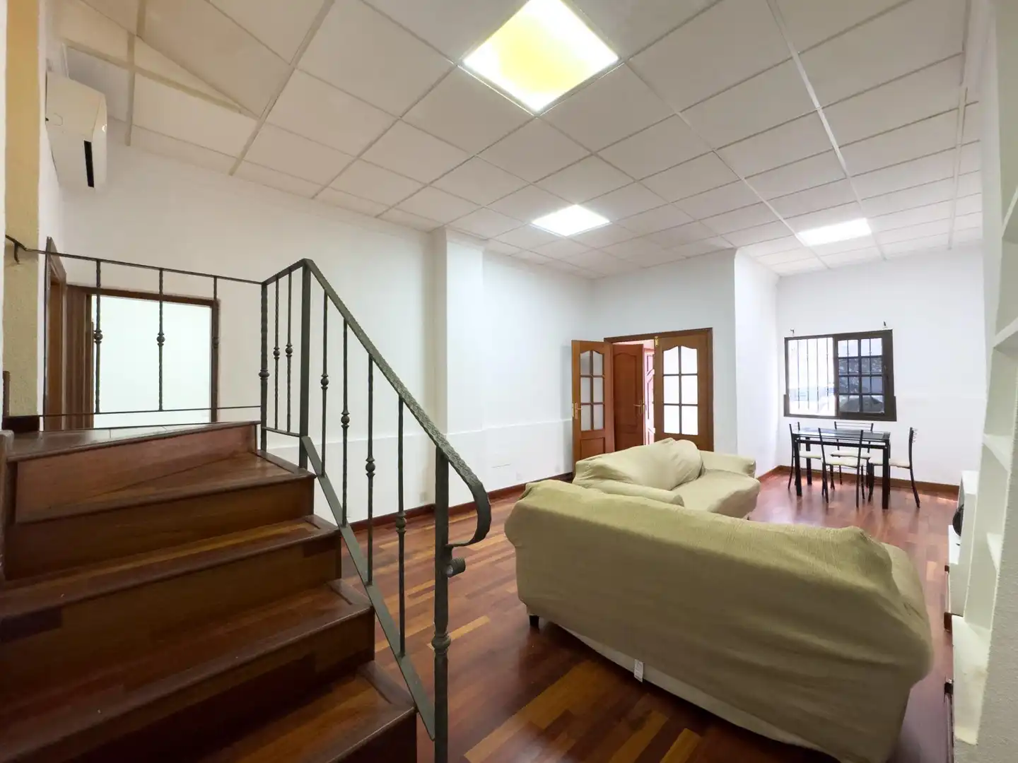 Semi-detached house with terrace for sale in Calle Granados, imagen 6