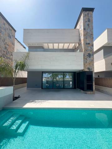 Casa-chalet en Venta en Avenida Manuel Frutos Llamazares, 41 en Mar Menor Golf