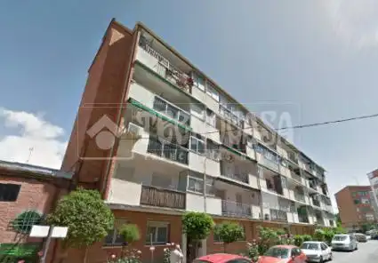 Vista exterior de Pis en venda en Madrid