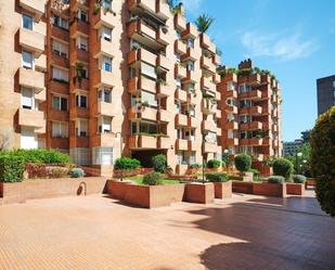 Exterior view of Planta baja for sale in  Barcelona Capital  with Air Conditioner