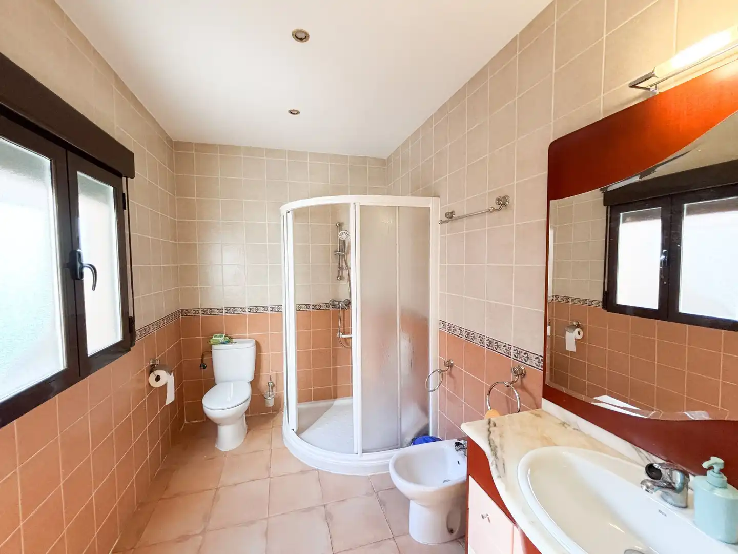 Bathroom of Houses for sale in Polán  with Air Conditioner, Heating and Private garden