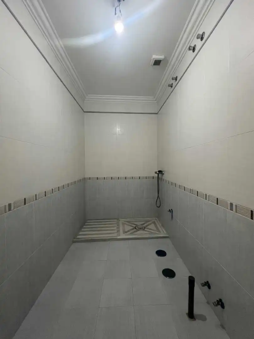 Baño de Local en venta en Aguadulce (Sevilla) con Terraza
