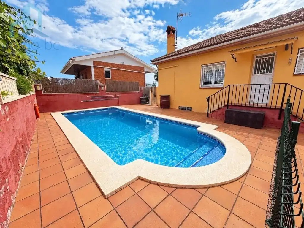 Villa à vendre à Calle Tiziano