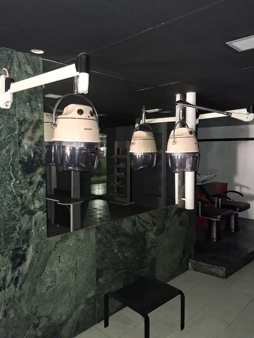 Local comercial en venta en Carrer del Pantà 69
