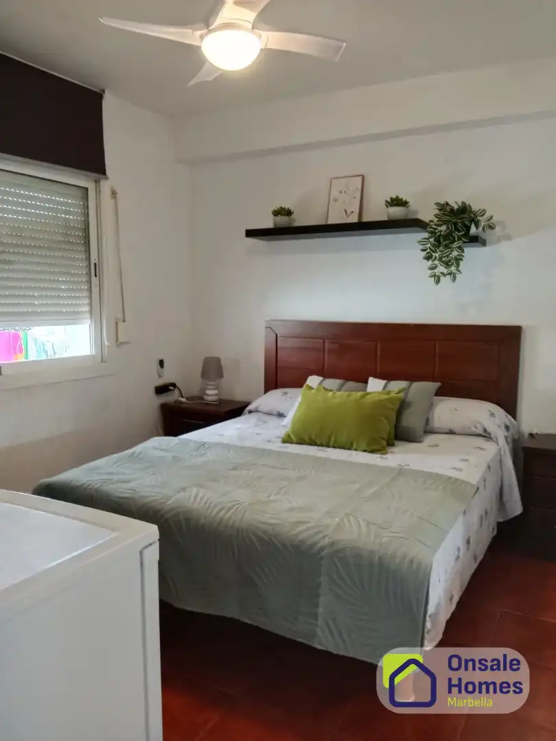 Habitación de Piso en venta en Marbella con Aire acondicionado, Jardín privado y Terraza