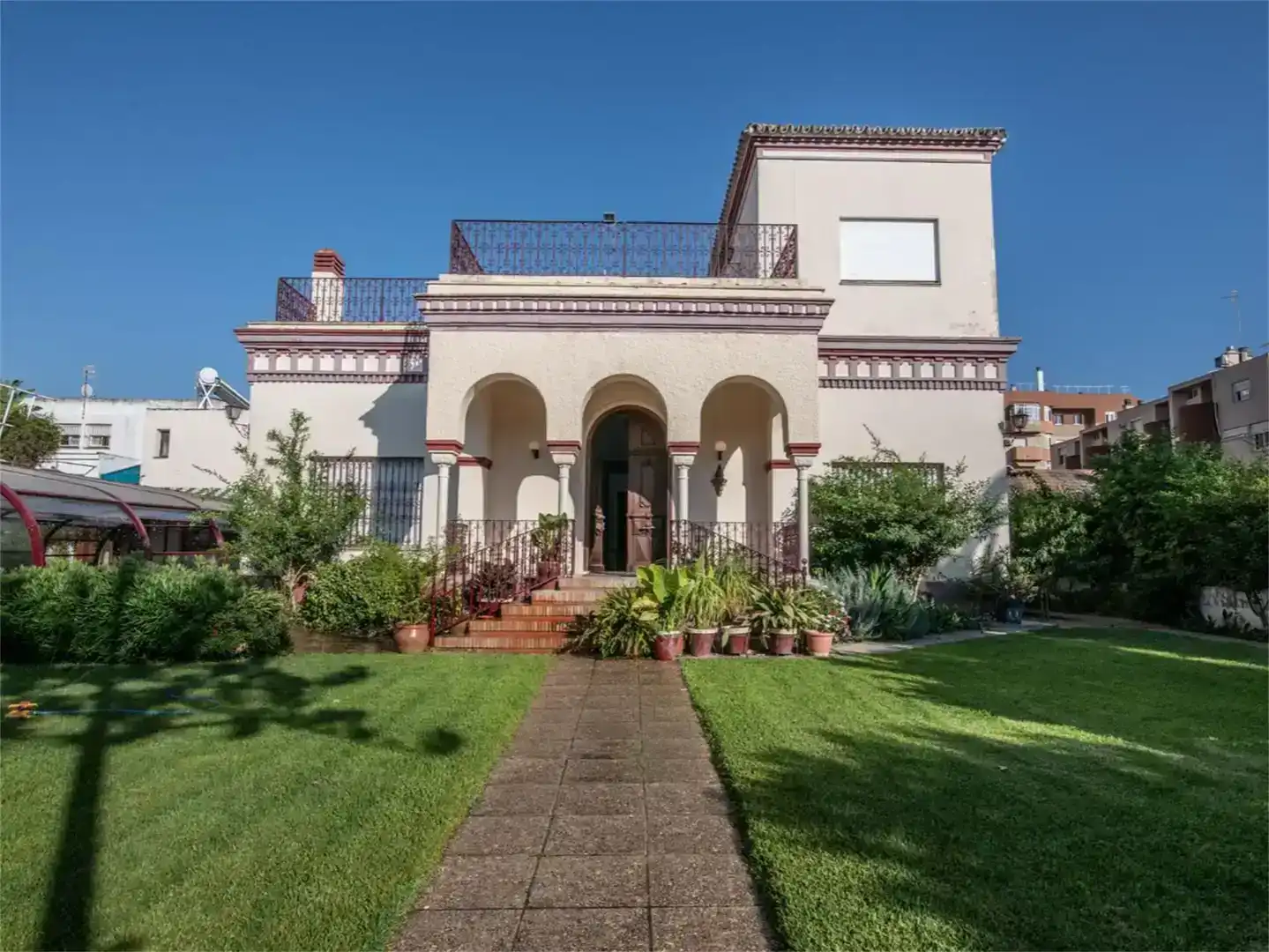 Vista exterior de Casa o chalet en venta en Sanlúcar de Barrameda con Aire acondicionado, Jardín privado y Trastero