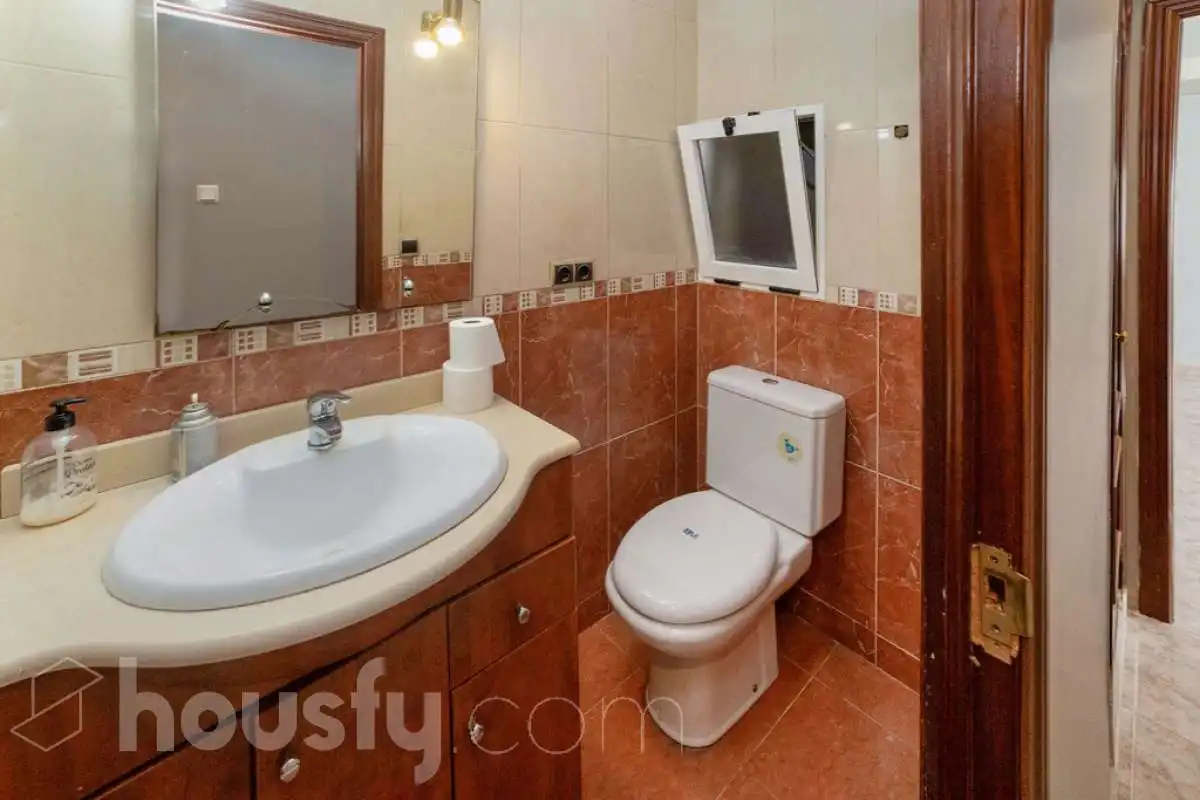 Badezimmer von Wohnung zum Verkauf in Alcoy / Alcoi mit Balkon