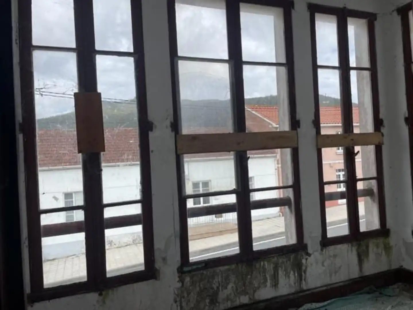 Vista exterior de Casa o xalet en venda en Cariño amb Jardí privat