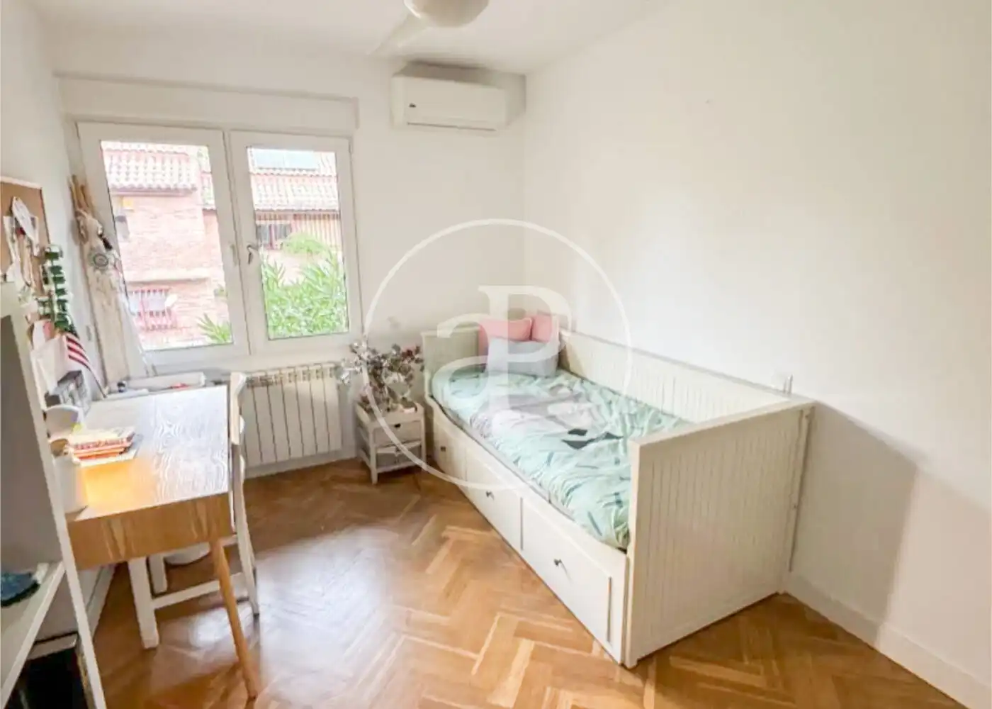 Schlafzimmer von Wohnung zum Verkauf in Majadahonda mit Klimaanlage, Heizung und Privatgarten