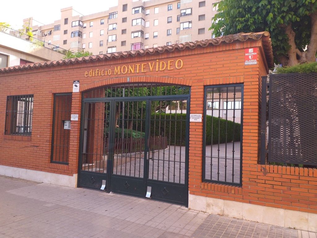 Vista exterior de Oficina de lloguer en Badajoz Capital