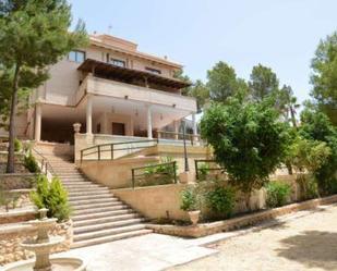 Vista exterior de Casa o xalet de lloguer en Altea amb Aire condicionat, Terrassa i Piscina