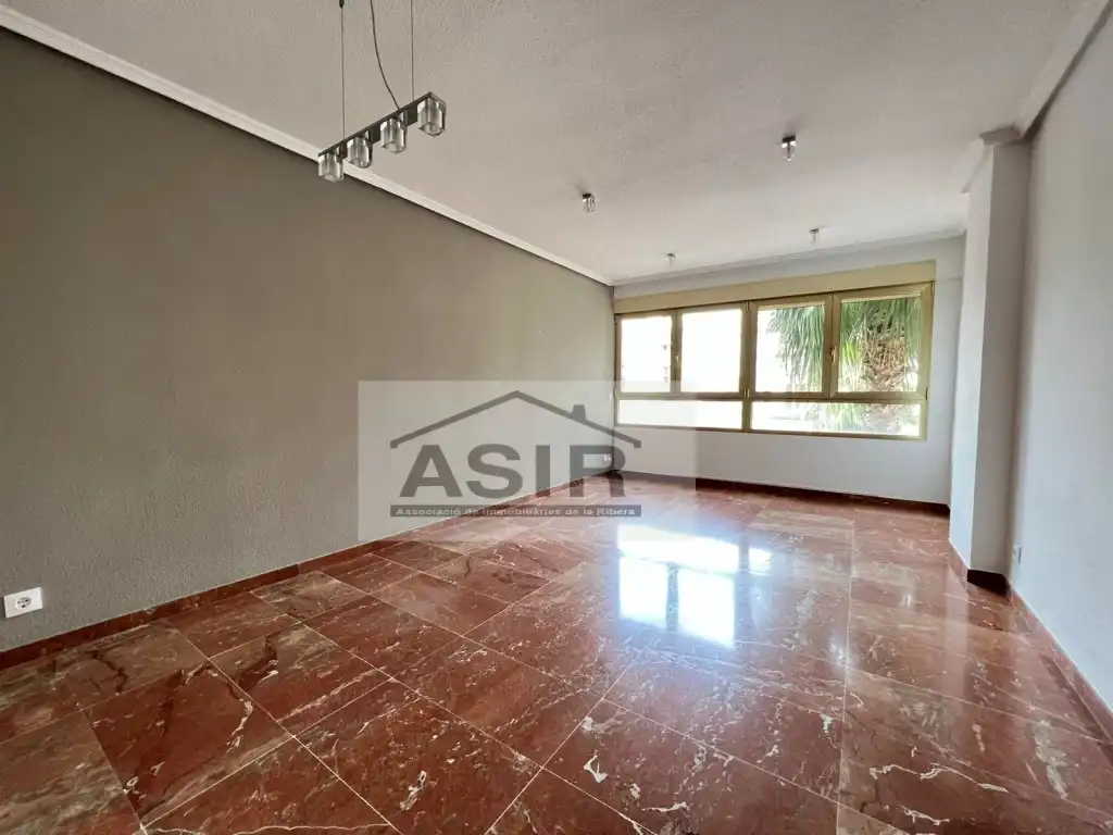 Piso de alquiler en Centre