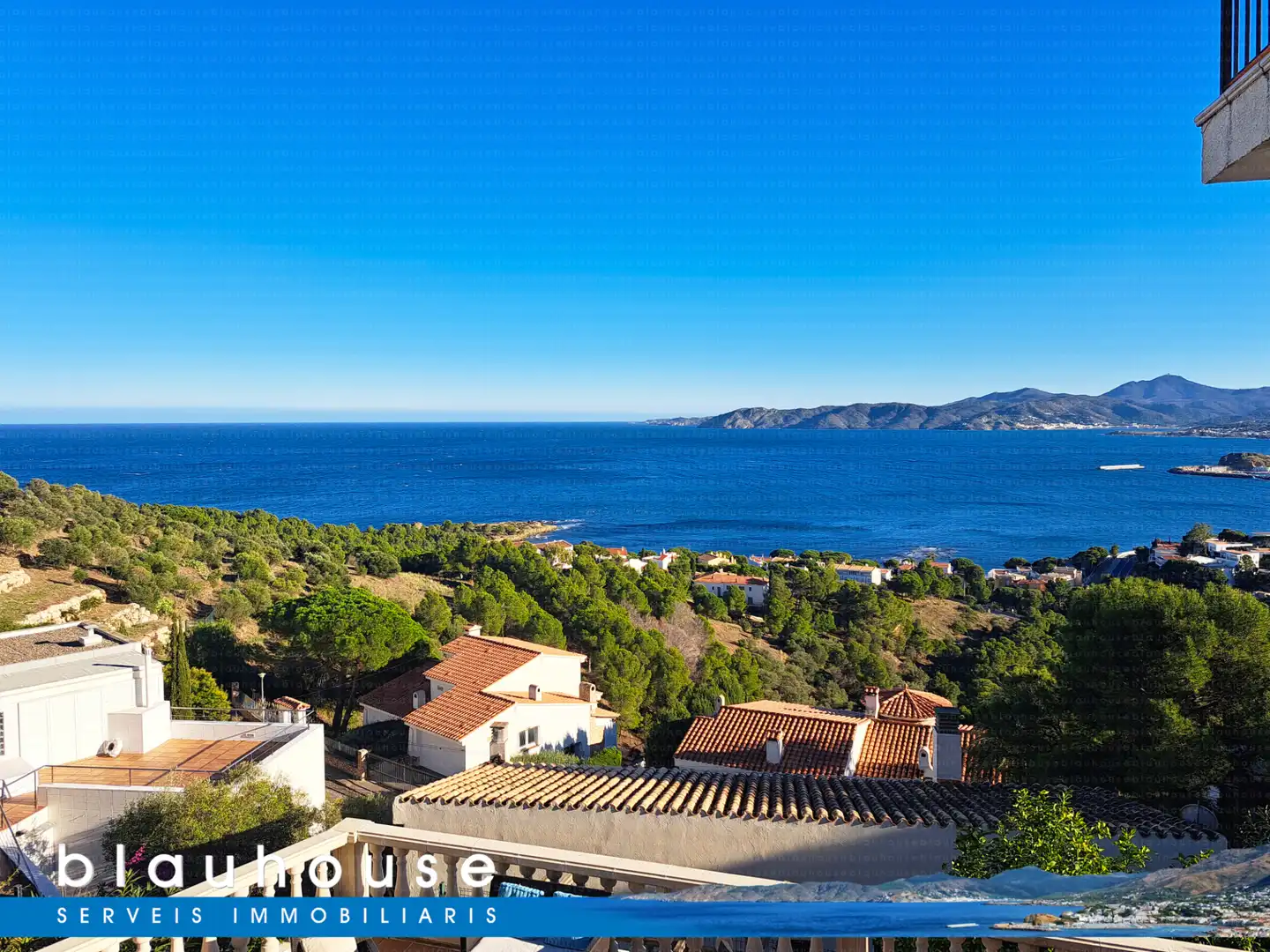 Vista exterior de Casa o xalet en venda en Llançà amb Aire condicionat, Calefacció i Jardí privat