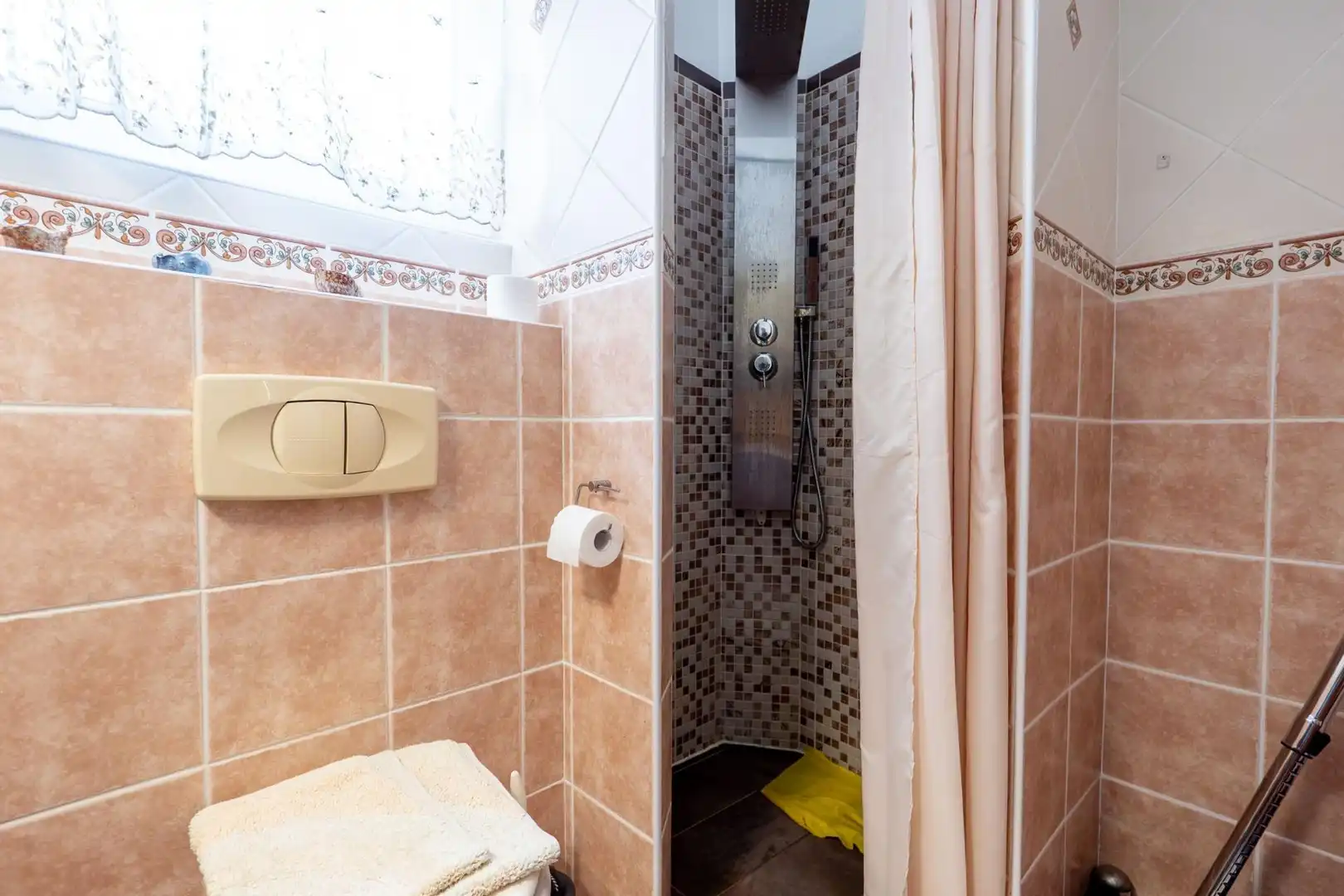 Baño de Casa o chalet en venta en Deltebre con Aire acondicionado, Jardín privado y Terraza