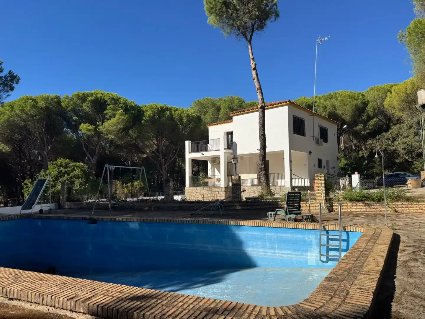 Piscina de Apartament en venda en Andújar amb Aire condicionat, Terrassa i Piscina