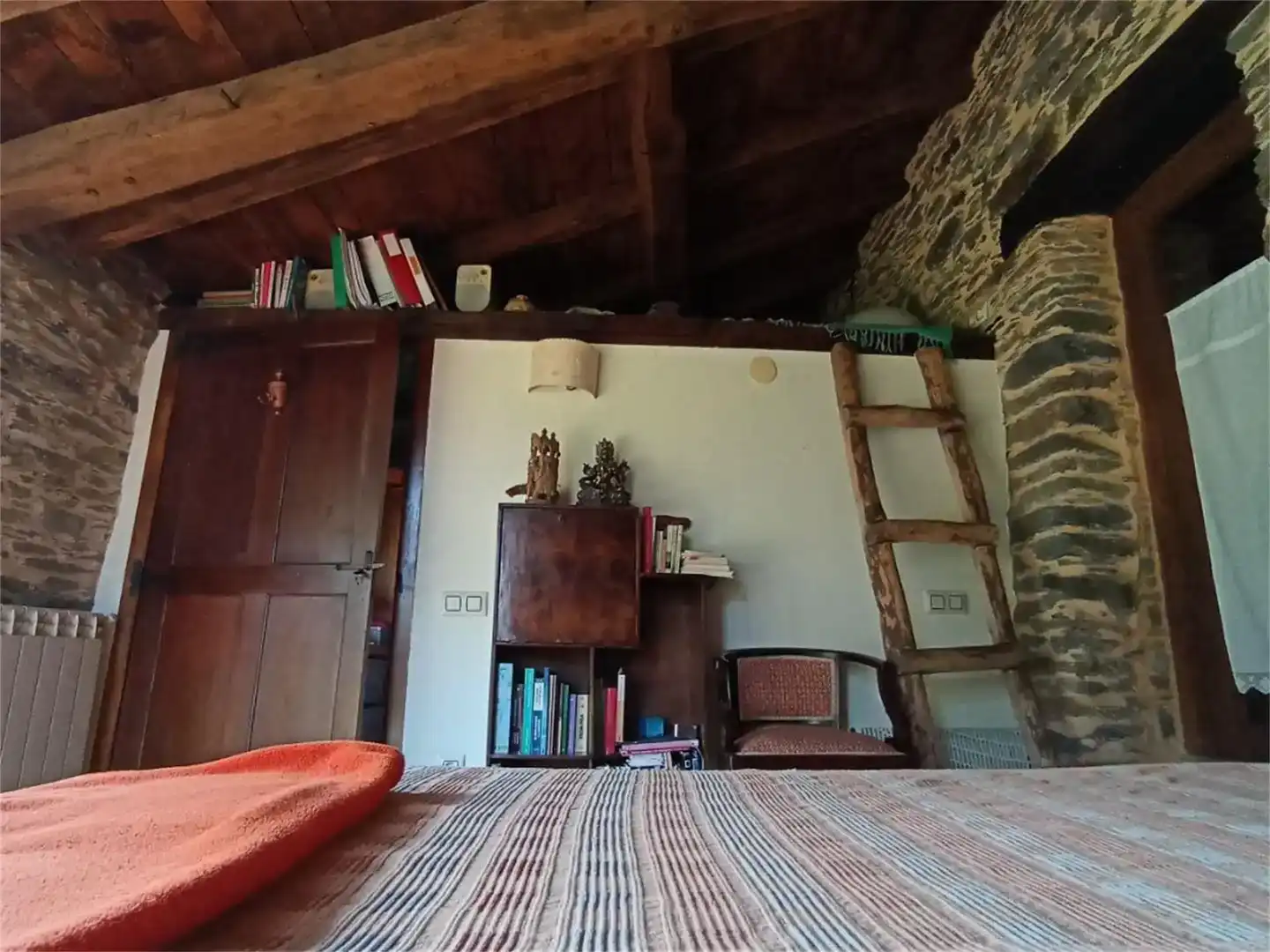 Dormitori de Casa o xalet en venda en Santa Eulalia de Oscos