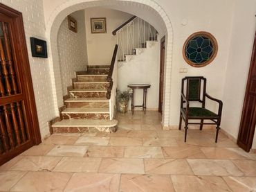 Casa amb balcó en venda a Peñamefecit - Avda Barcelona