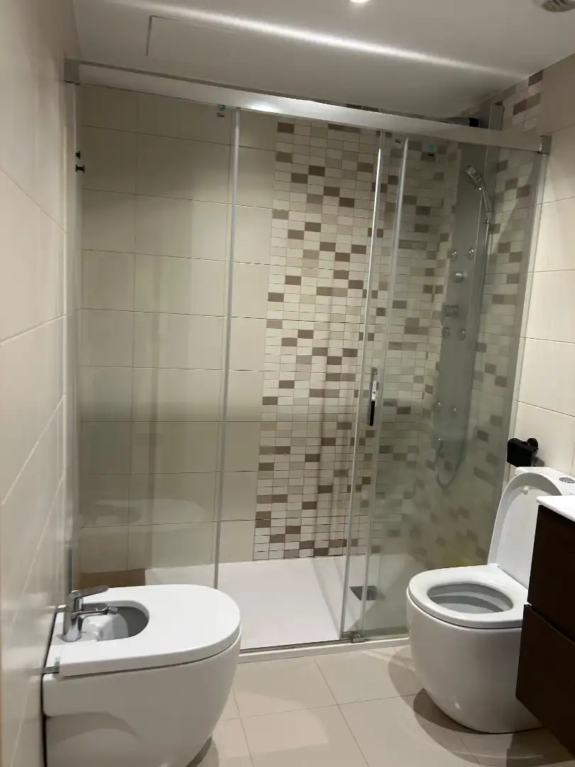 Bany de Pis de lloguer en Campus Sur - Santa Marta
