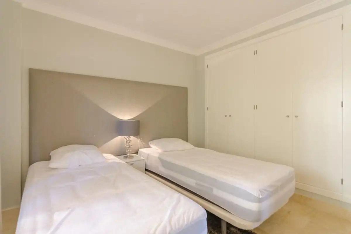 Dormitori de Apartament en venda en Marbella amb Aire condicionat, Calefacció i Parquet