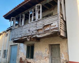 Vista exterior de Casa adosada en venda en Villaviciosa