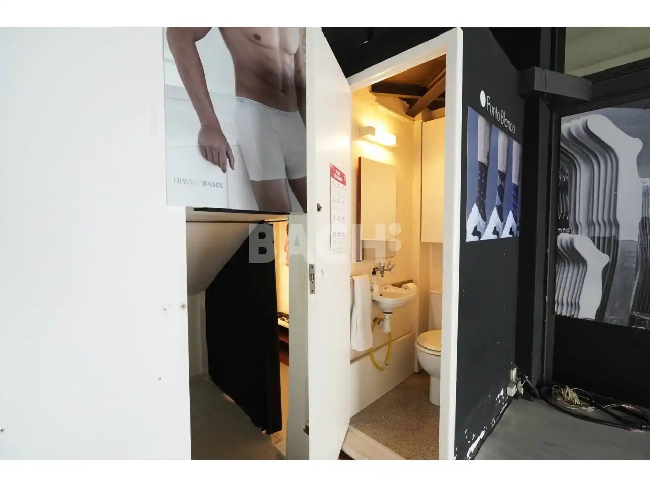 Baño de Local de alquiler en Vic