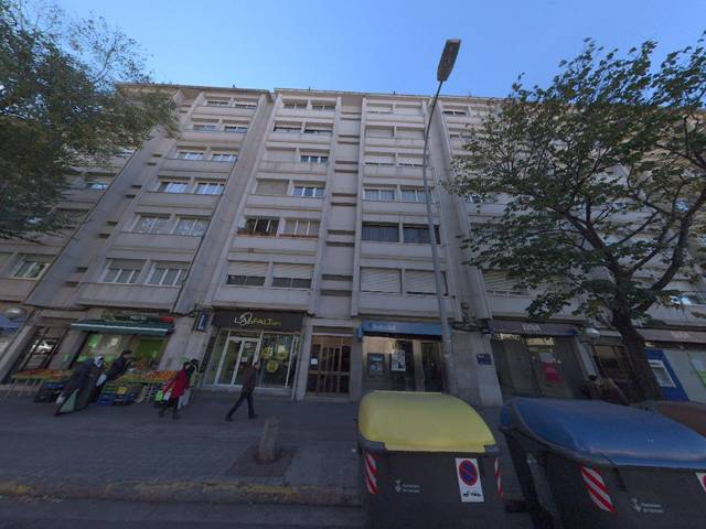 Local comercial en Alquiler en Av de la Concordia en Concòrdia