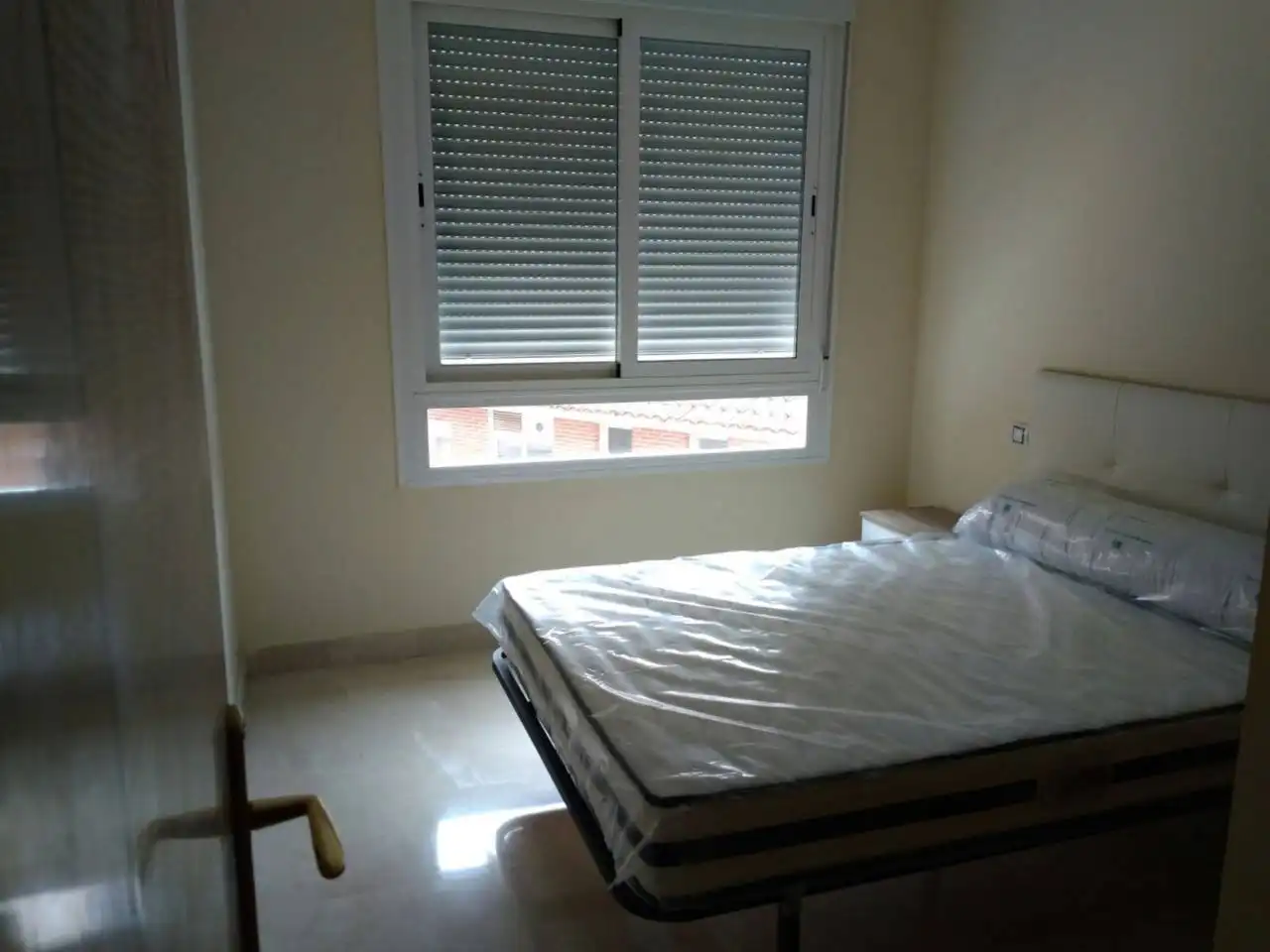 Habitación de Piso de alquiler en Ocaña con Aire acondicionado, Calefacción y Amueblado