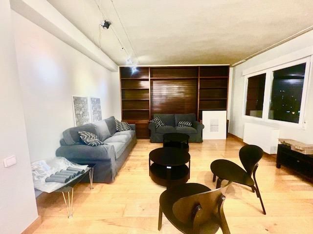 Sala de estar de Piso de alquiler en  Pamplona / Iruña con Calefacción y Parquet