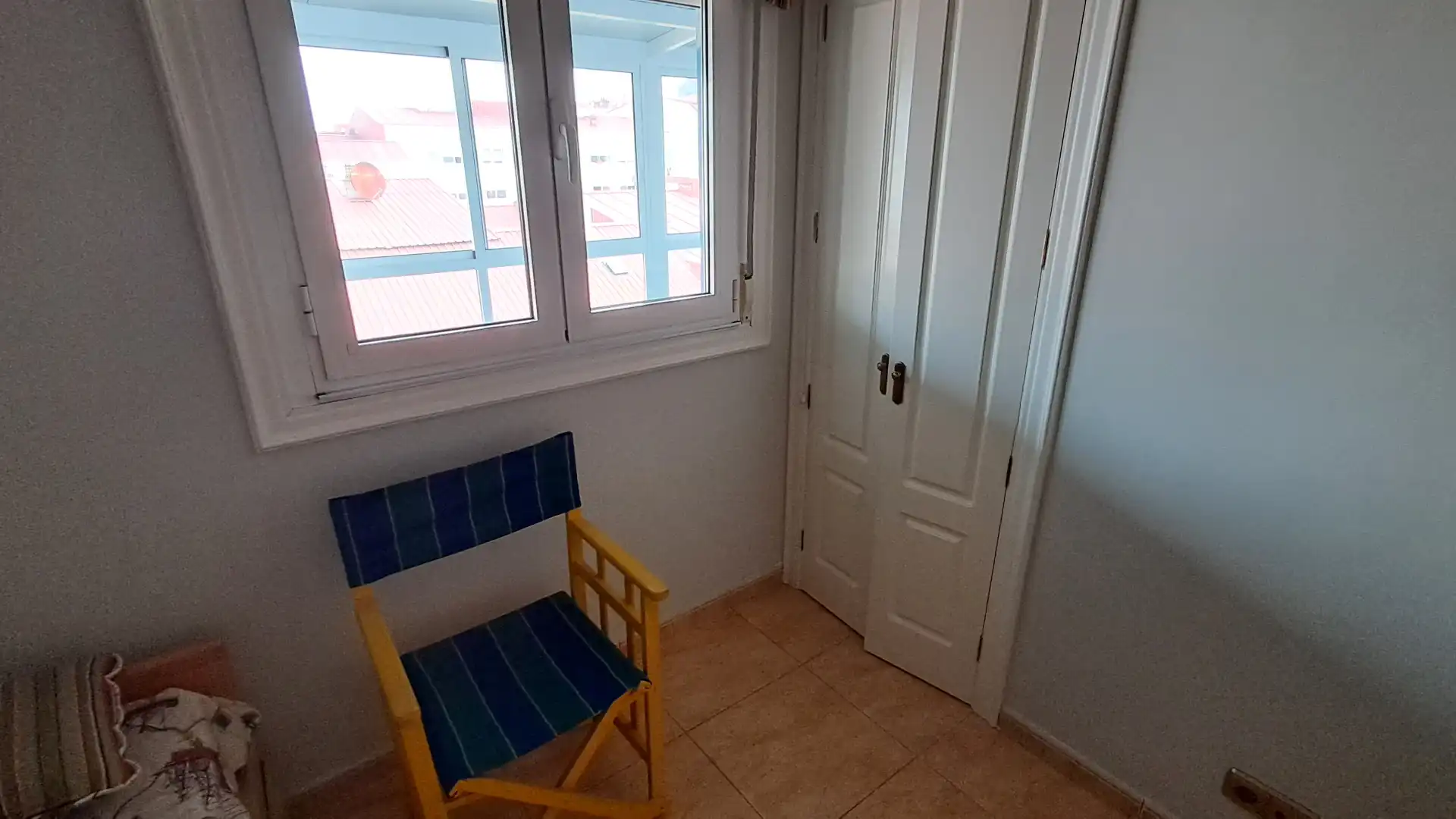 Dormitori de Àtic en venda en Vigo  amb Calefacció, Terrassa i Forn