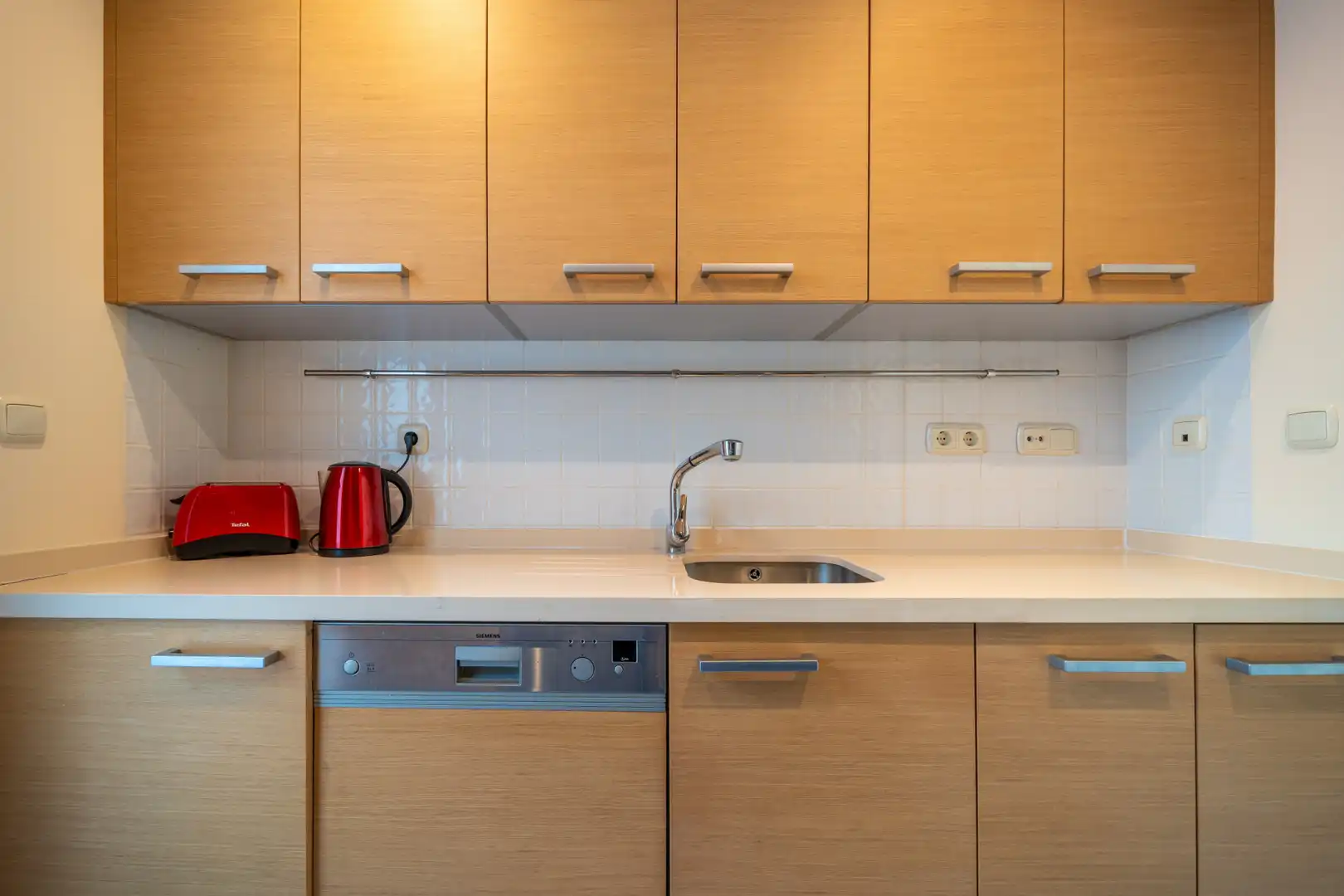 Kitchen of Ground floor for sale in Estepona  with Air Conditioner, Private garden and Terrace