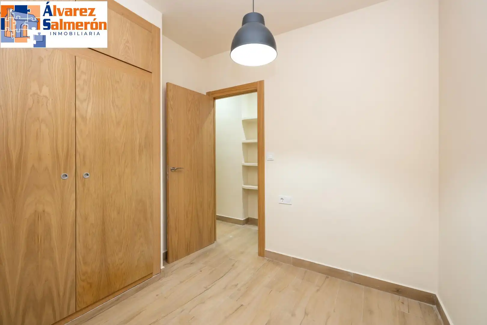 Bedroom of Flat for sale in Granada