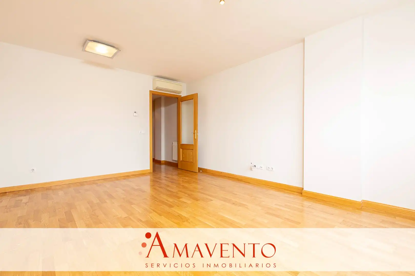 Flat for rent in Paracuellos de Jarama  with Air Conditioner, Heating and Private garden