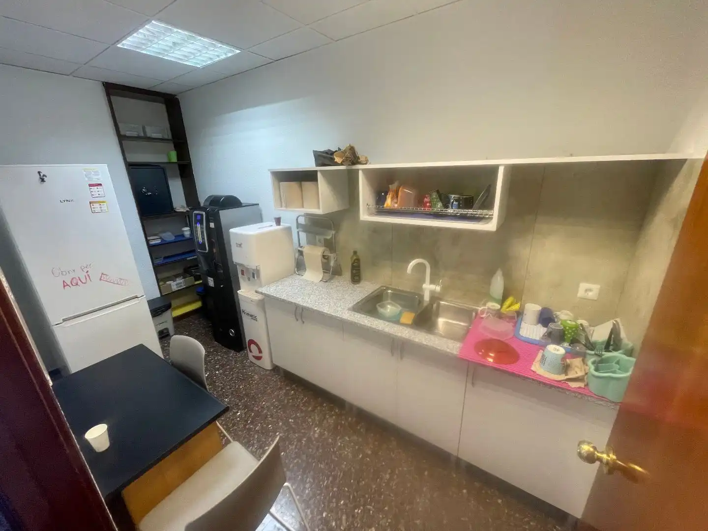 Cocina de Oficina de alquiler en Roquetes con Aire acondicionado, Calefacción y Amueblado