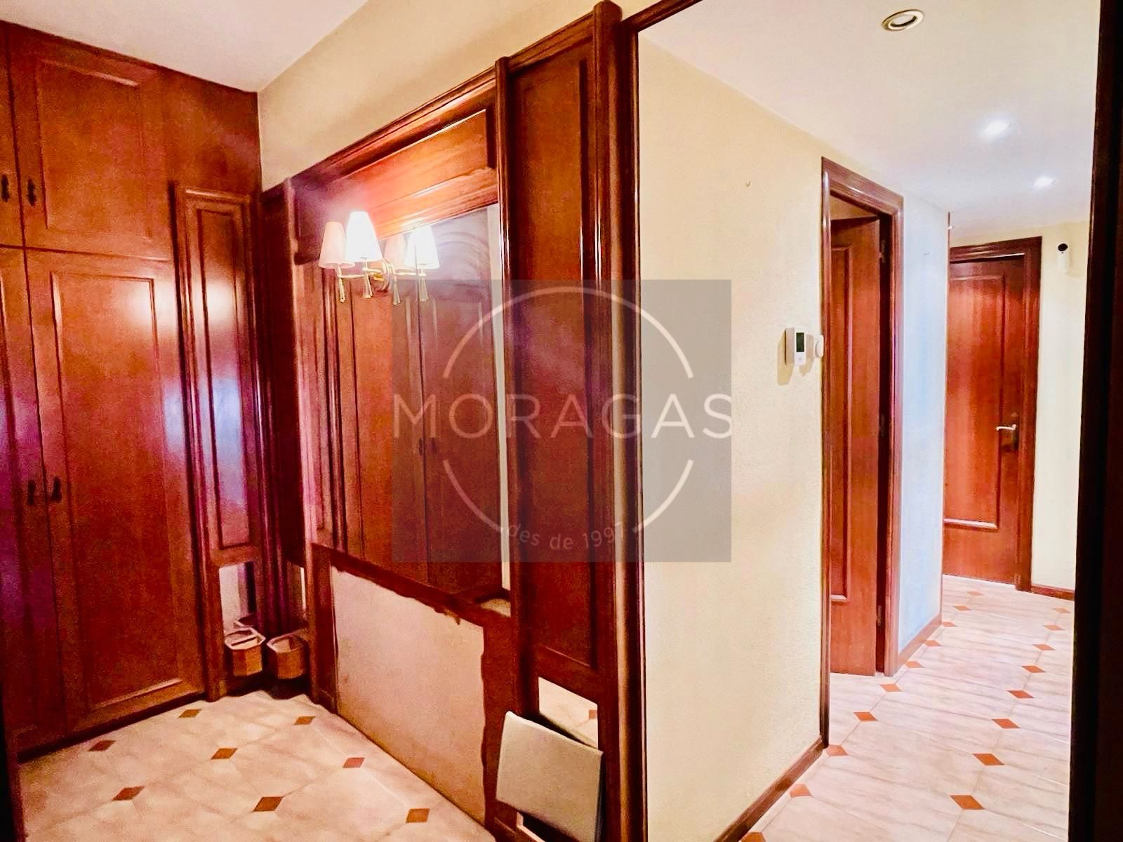 Piso en venta en Castelldefels con Calefacción