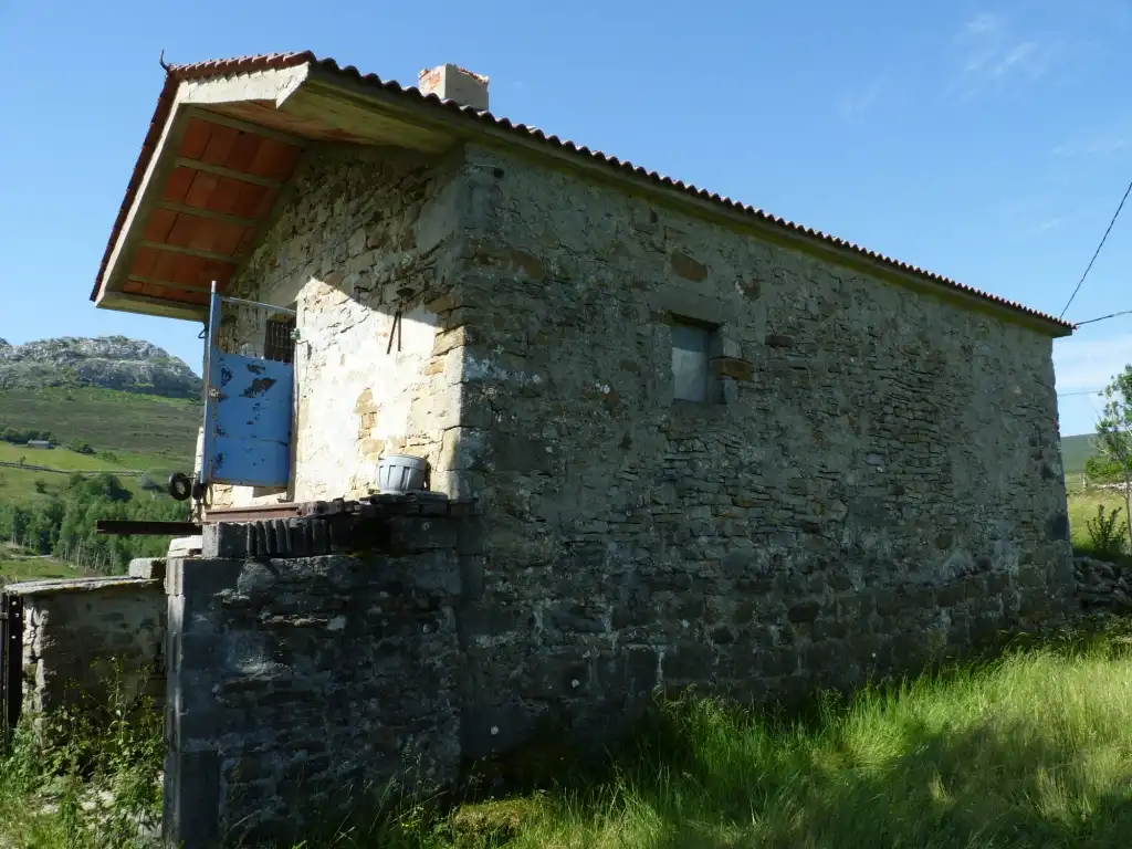 House with terrace for sale in Lugar Trueba 29, imagen 4