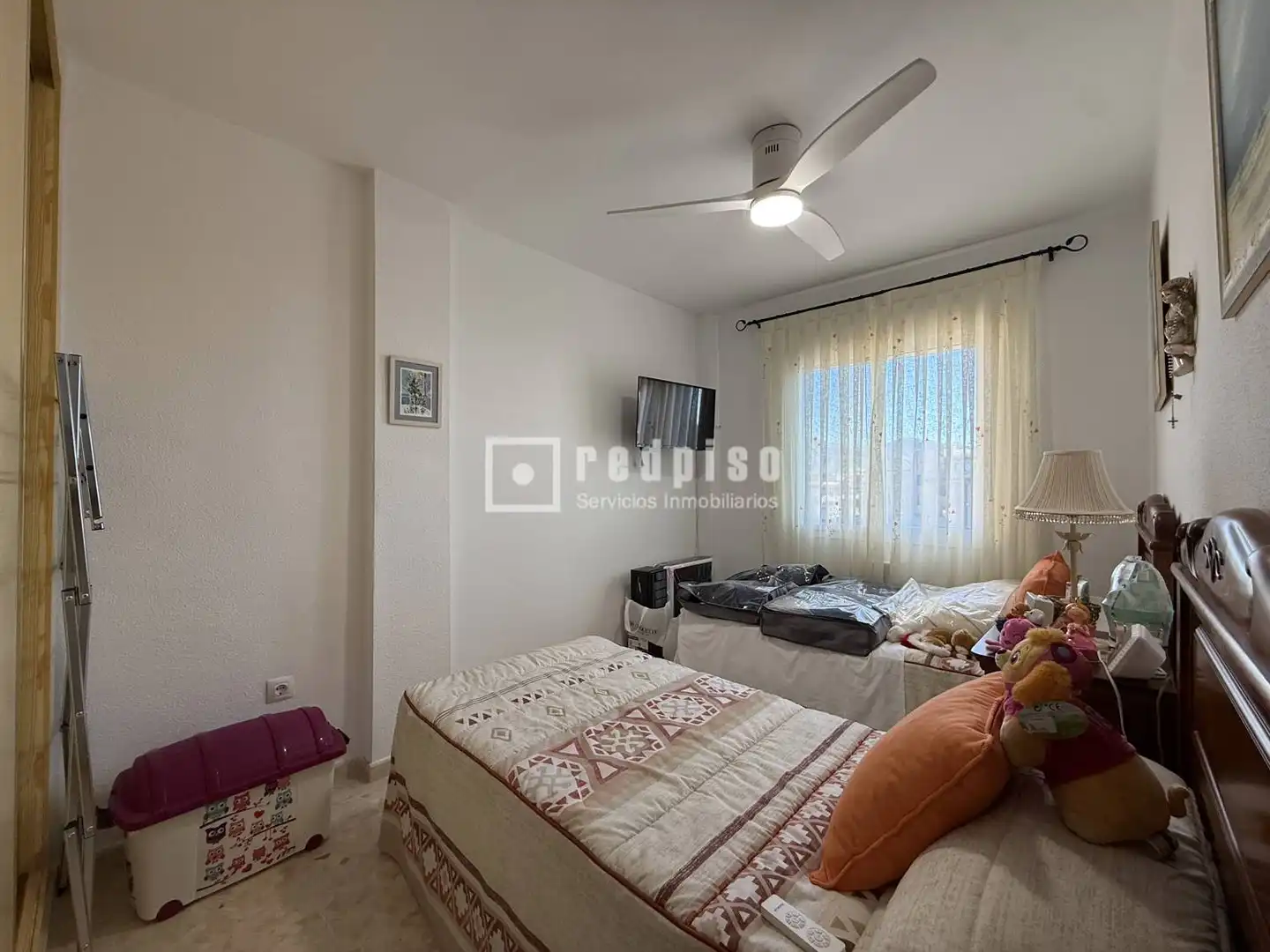 Dormitori de Casa o xalet en venda en Cártama amb Aire condicionat, Terrassa i Alarma