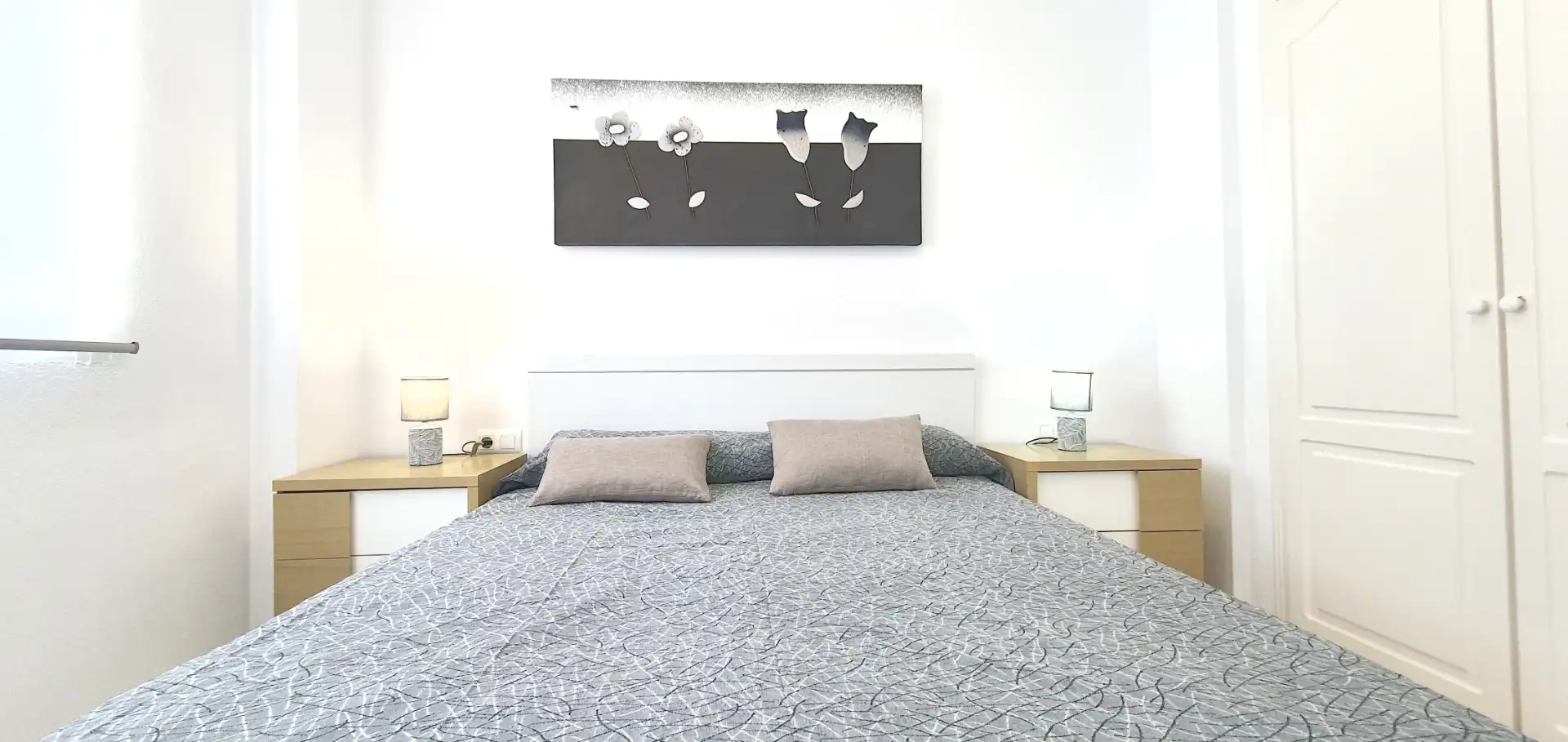Habitación de Apartamento de alquiler en Dénia con Aire acondicionado, Calefacción y Terraza