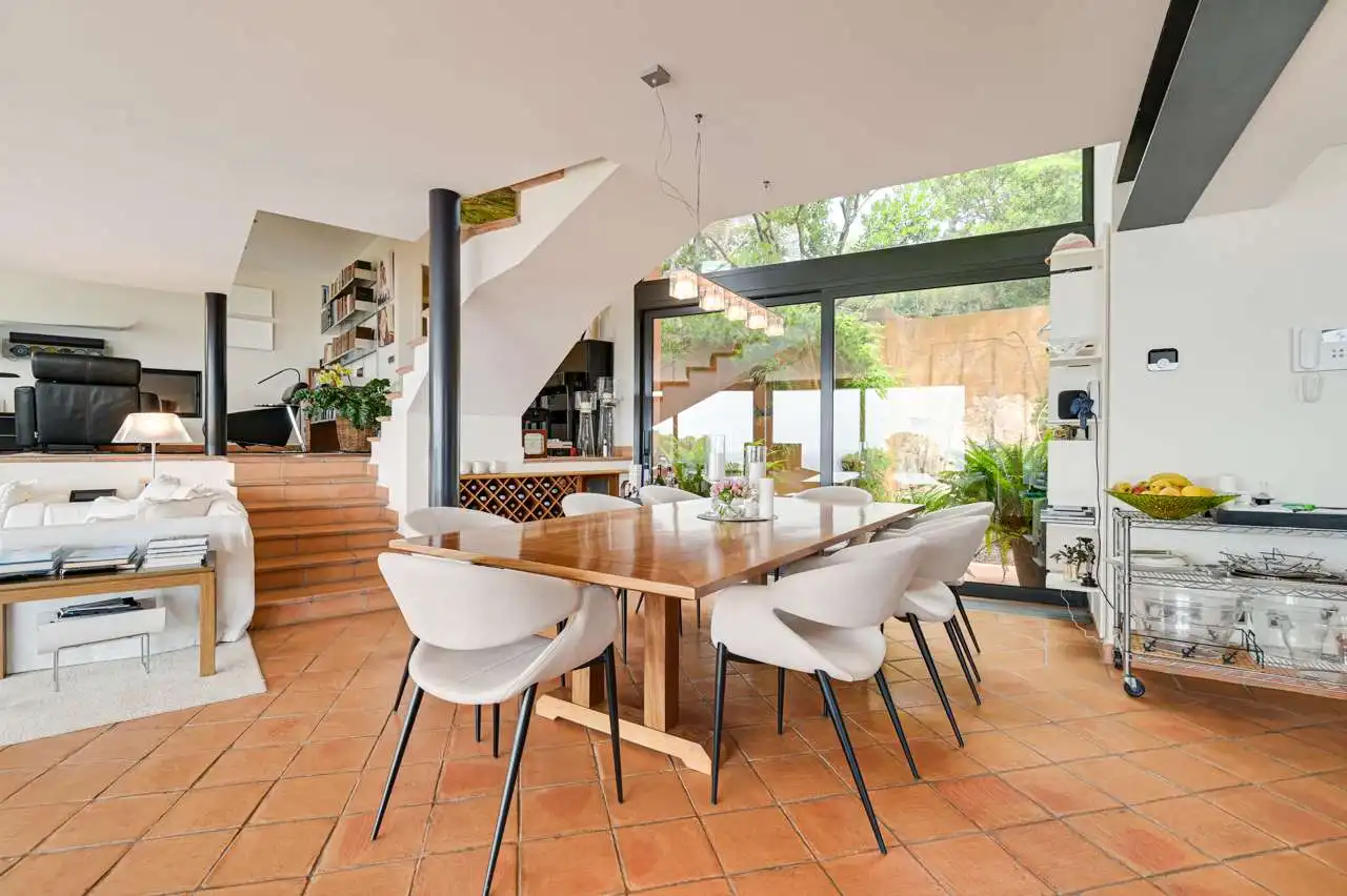 Comedor de Casa o chalet en venta en Palafrugell con Aire acondicionado, Calefacción y Jardín privado