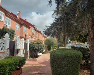 Exterior view of House or chalet for sale in Velilla de San Antonio  with Air Conditioner, Heating and Private garden