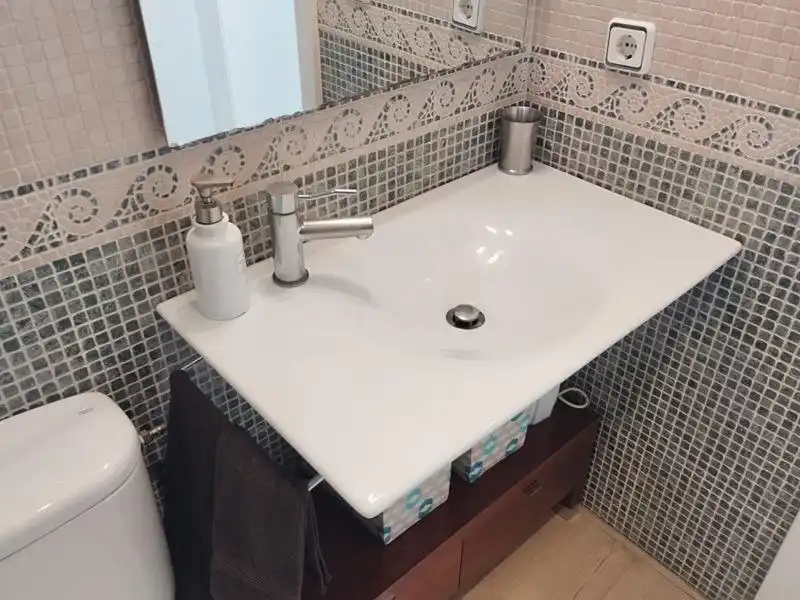 Bany de Pis de lloguer en  Palma de Mallorca amb Aire condicionat, Calefacció i Parquet