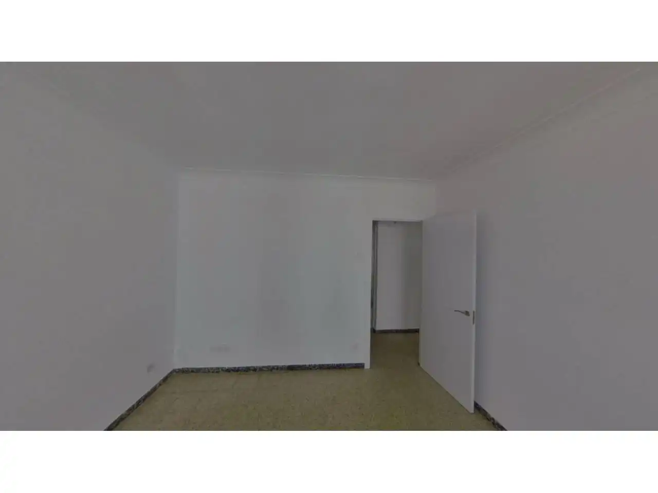 Bedroom of Flat for sale in Zaragoza