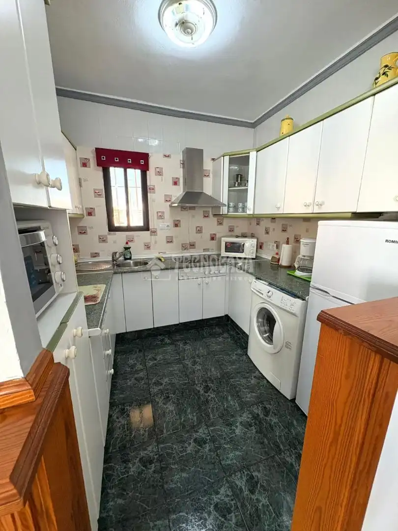 Cocina de Piso de alquiler en Nerja con Aire acondicionado y Balcón