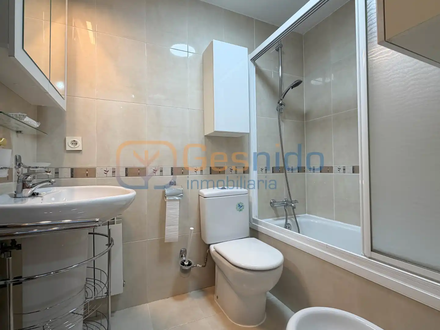 Badezimmer von Wohnung zur Miete in Segovia mit Heizung, Schwimmbad und Gemeinschaftspool