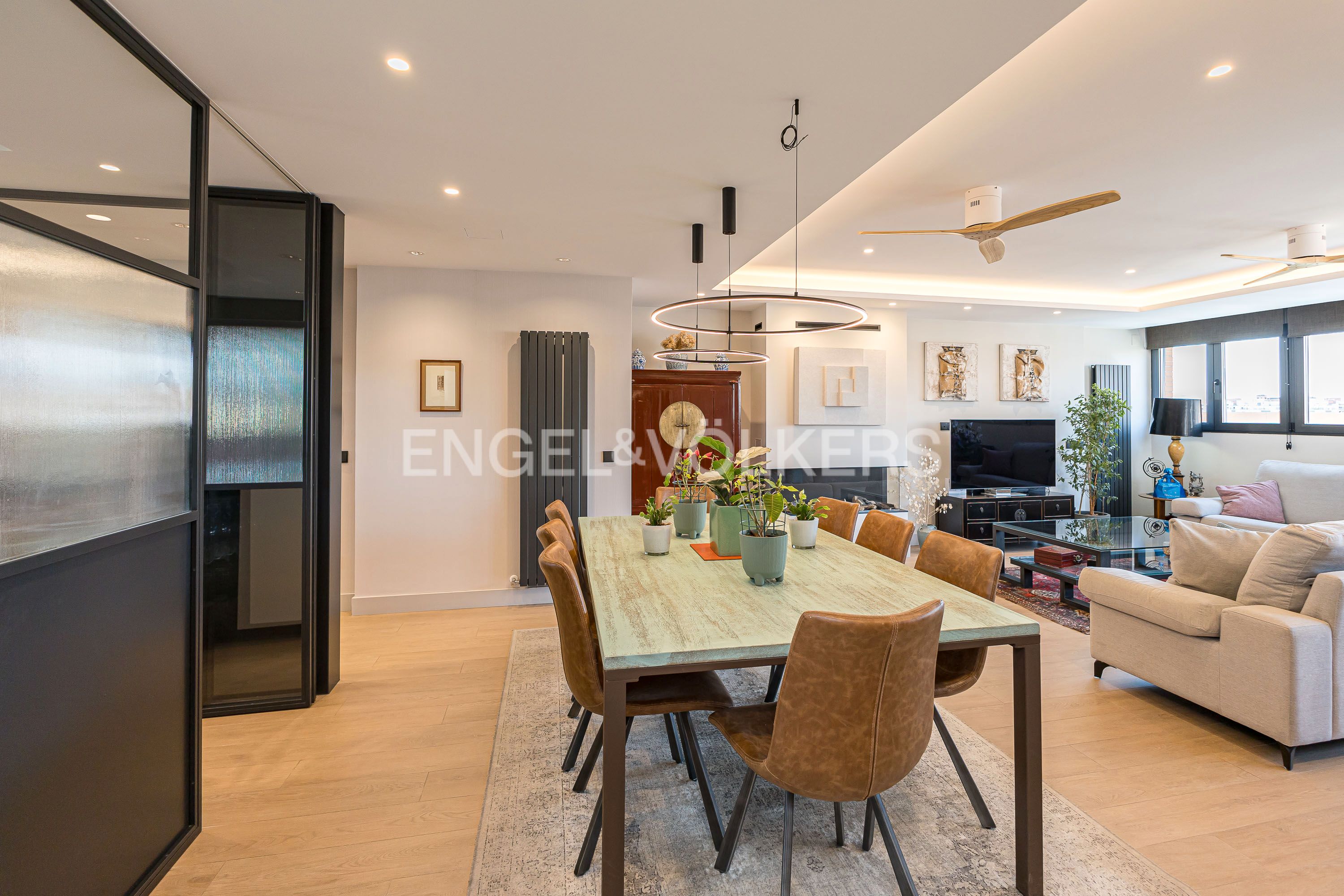 Comedor de Ático en venta en  Madrid Capital con Aire acondicionado, Calefacción y Terraza