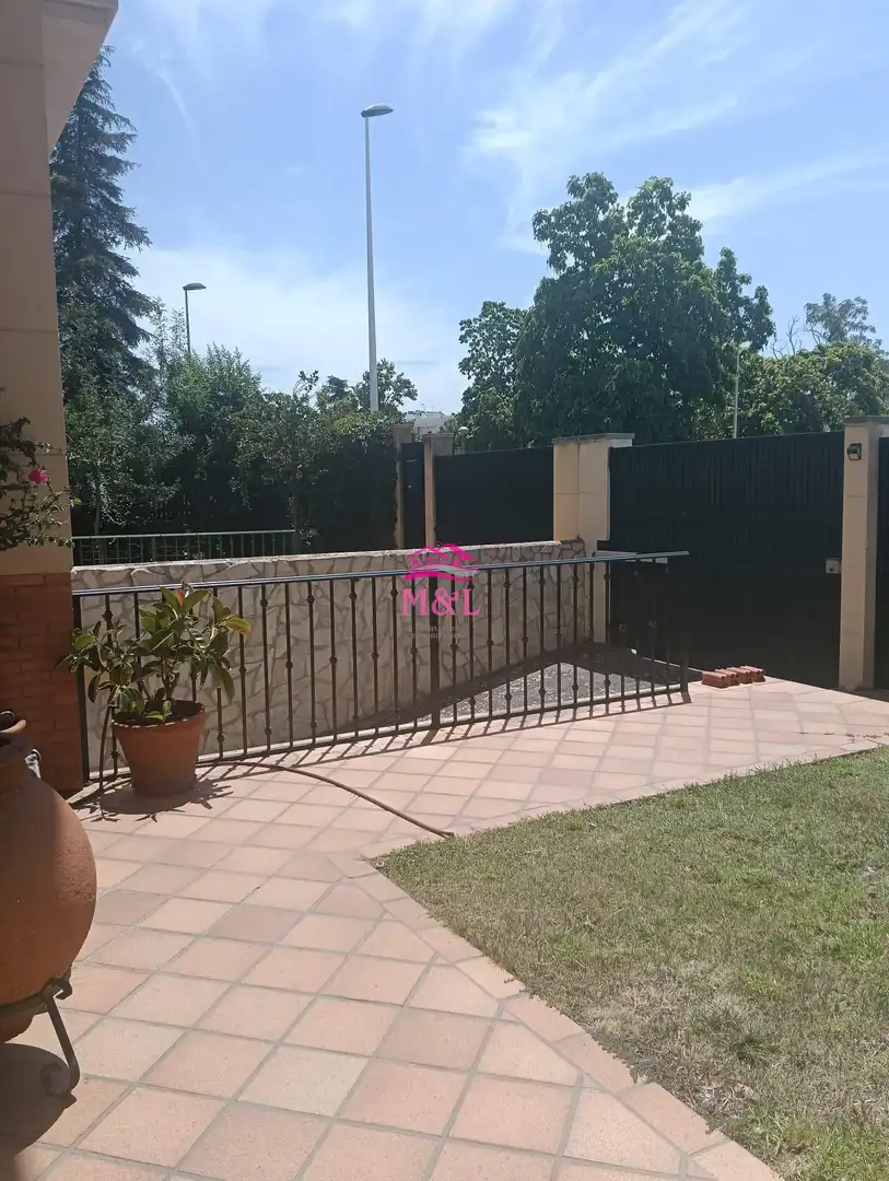 Jardín de Casa o chalet en venta en Mérida con Aire acondicionado, Calefacción y Trastero