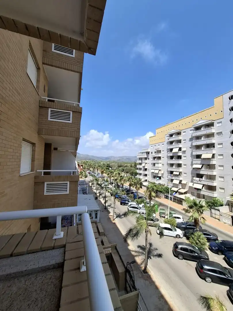 Vista exterior de Apartamento en venta en Oropesa del Mar / Orpesa con Aire acondicionado, Amueblado y Balcón