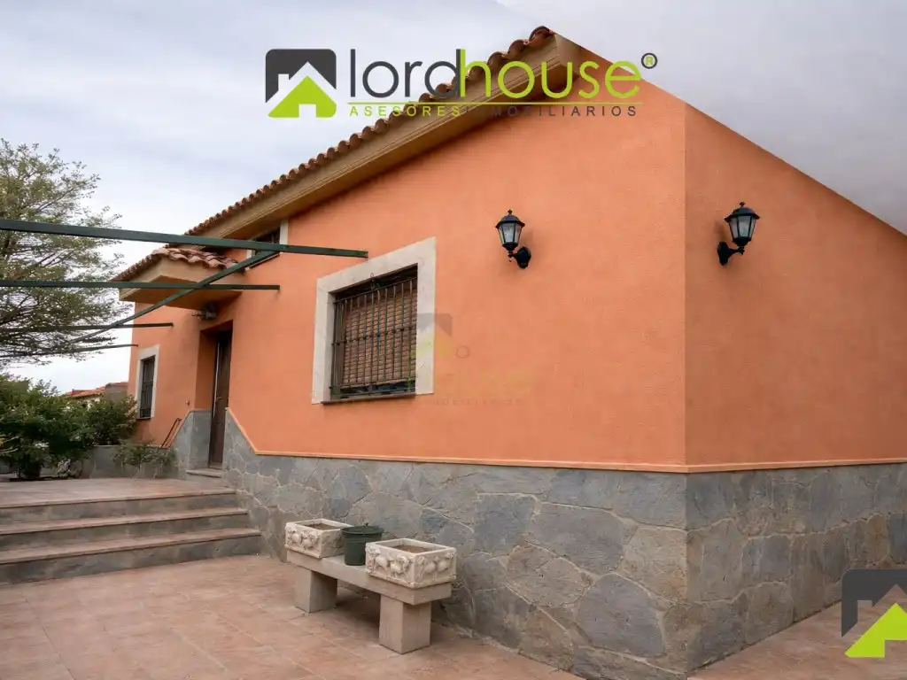 Vista exterior de Casa o xalet en venda en Lorca